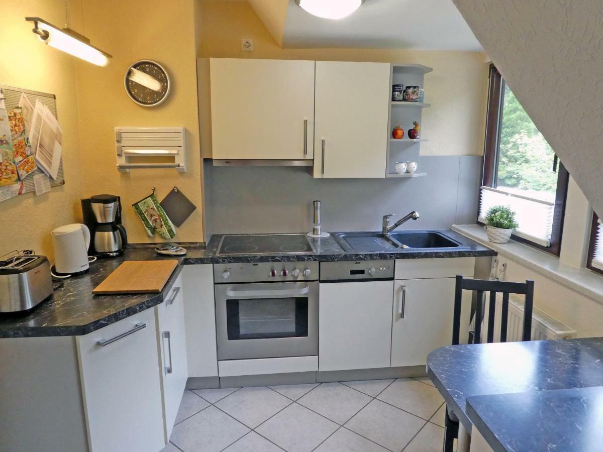 Peedy'S Luxurioese 60M² Wohnung Mit Balkonterrasse Stade Bagian luar foto
